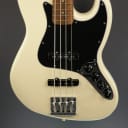 USED Fender Deluxe Active Jazz Bass - Olympic White (862)