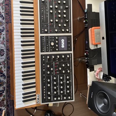 Moog One 8-Voice 61-Key Polyphonic Analog Synthesizer 2018 - Present - Black/Ash