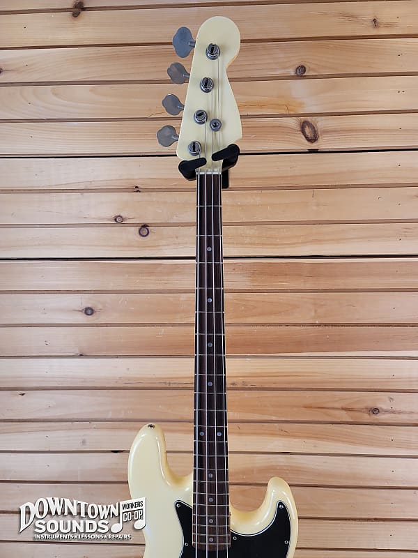 1980 MiJ Zep II Custom Shop JBZ-95B Jazz Bass with Gig Bag