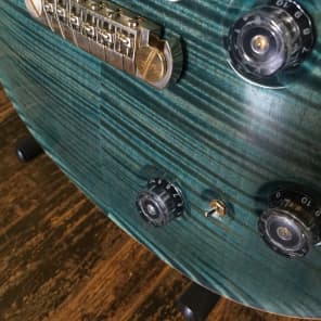 PRS P22 Artist Package 2012 Blue Smokeburst Flametop with Original Hardshell Case and Case Candy image 8