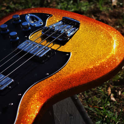 Hagstrom F400 1972 Honey Goldburst Metalflake.  Refinished. Excellent Player. Short neck bass. FAST. image 16