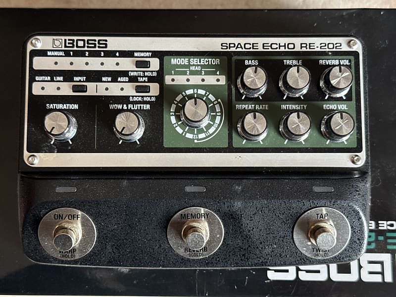 Boss RE-202 Space Echo