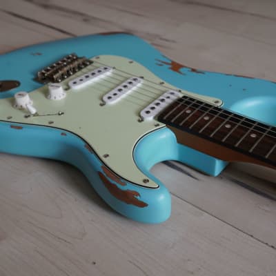 AIO HRS Relic Stratocaster - Sonic Blue image 5