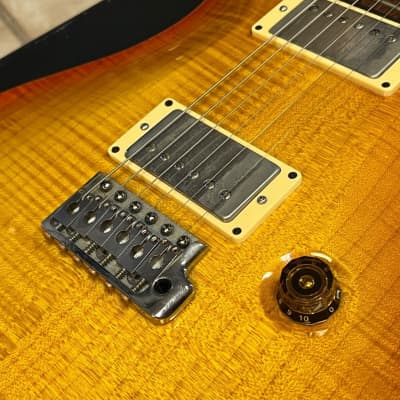 2009 PRS Paul Reed Smith PRS Custom 22 vintage sunburst Artist package image 3