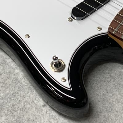 Fender Made in Japan Swinger SN:4628 ≒2.60kg 2019 Black | Reverb