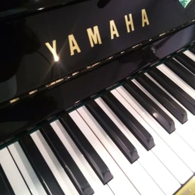 Yamaha U1 48'' Upright Piano image 5