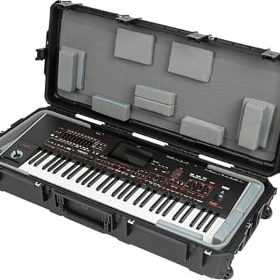 Polyend Tracker+ Standalone Audio Workstation 2024 - Present