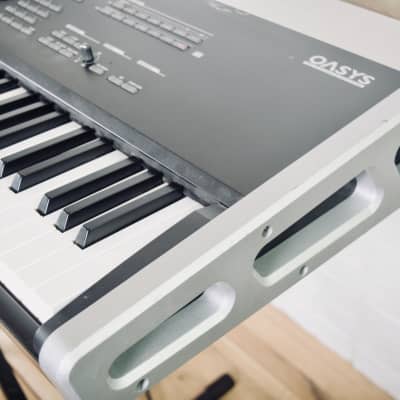Korg Oasys 88 key piano keyboard synthesizer excellent-synth | Reverb