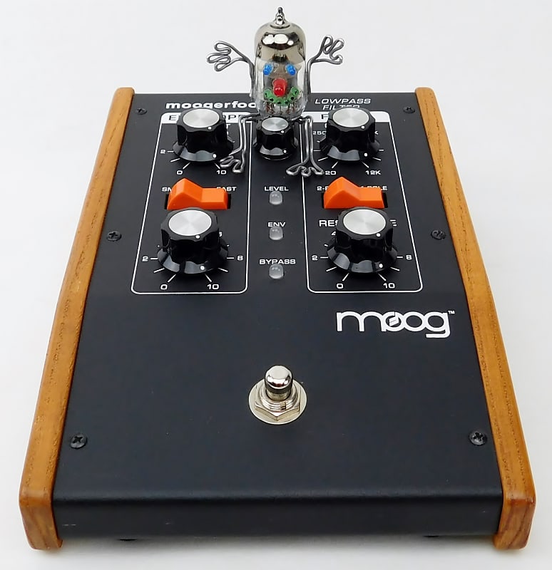 Moog Moogerfooger MF-101 Low Pass Filter + Fast Neuwertig + 1,5Jahre  Garantie