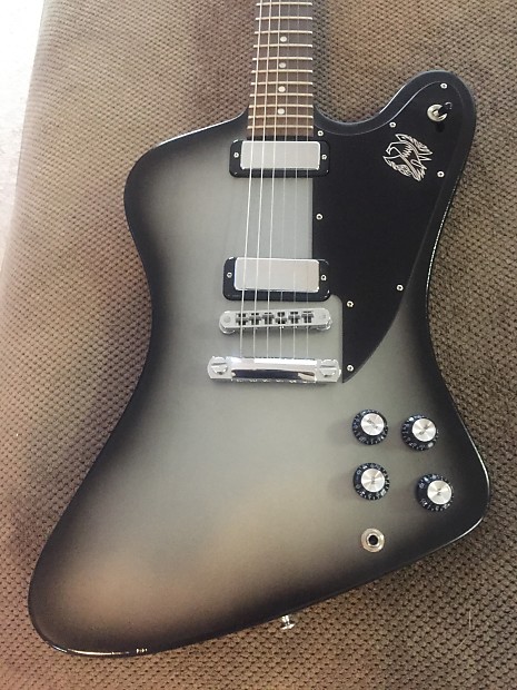 Gibson Firebird Studio 70s Tribute 2012 Satin Silver Burst w hard case