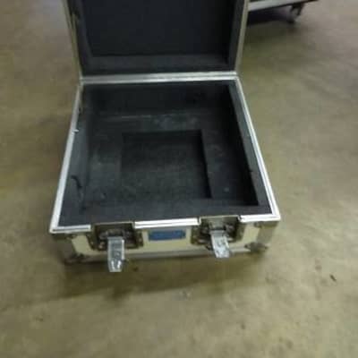 Road Case 20 1/2" x 10 1/2" x 11" + extra compartment image 1