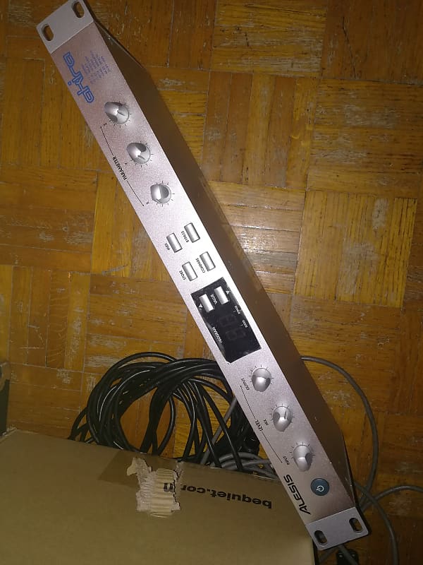 Alesis AKIRA Reverb