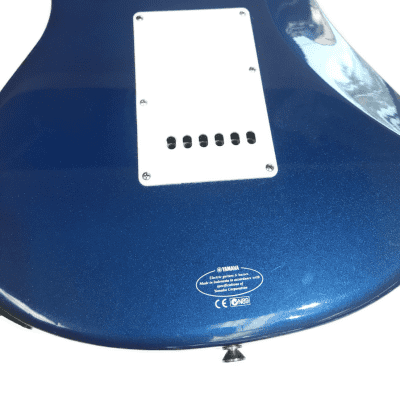 Yamaha PAC012 Pacifica Series HSS Electric Guitar Dark Blue Metallic image 5