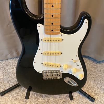 Fender Squier Stratocaster 1992 Gloss Black VN series made in Korea - Rare Vintage Collector image 4