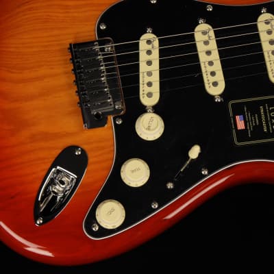 Fender American Ultra Luxe Stratocaster - MN PRB (#132) image 2