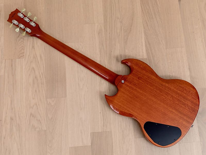 Bacchus Classic Series SG Model BSG-STD, Cherry Nitro Lacquer 100