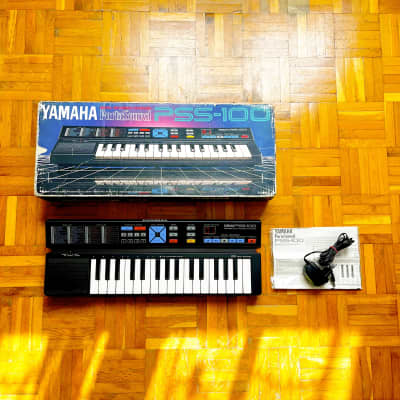 Yamaha PSS-100 (Japan, 1989!) Square-wave Chiptune 8Bit Synth with original box, manual and power supply!