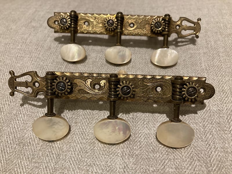 Vintage Fustero classical tuners machine heads as used by Reverb UK