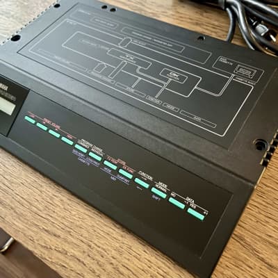 Yamaha TX7 - Classic 1985 FM Synth - DX7 - Excellent!