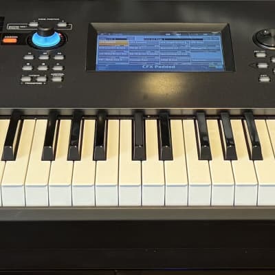 Yamaha Montage 8 Flagship 88-Key Synthesizer 2019 - Present - Black