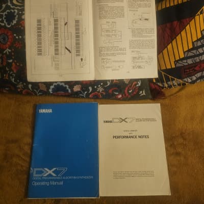 Yamaha DX7 Manuals - Good Condition