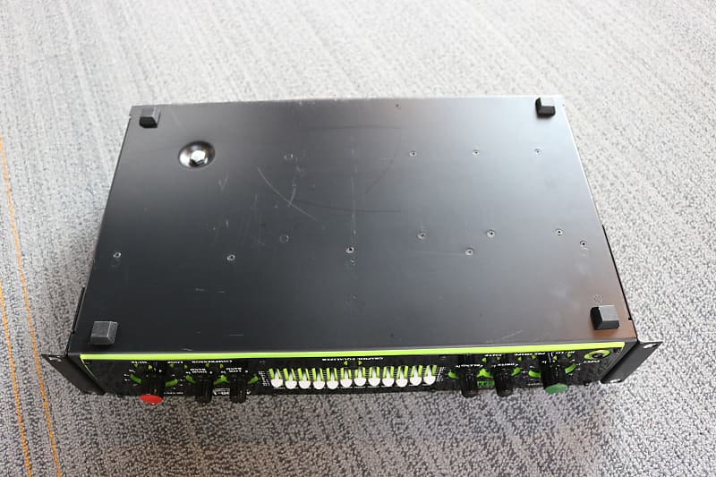 Trace Elliot AH600-12 600W 12-Band Bass Amp Head | Reverb