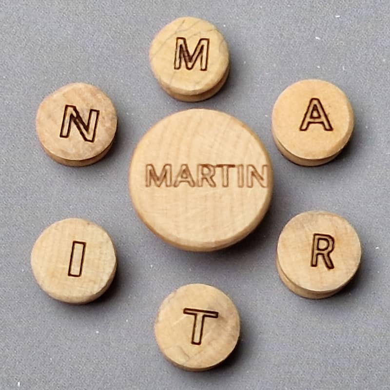 6 CHEVILLES guitare épingle - Bois buis lettres évidées - MARTIN - CUSTOM image 1