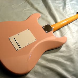 2002 Fender Classic Series 60's Reissue Stratocaster In Rare Shell