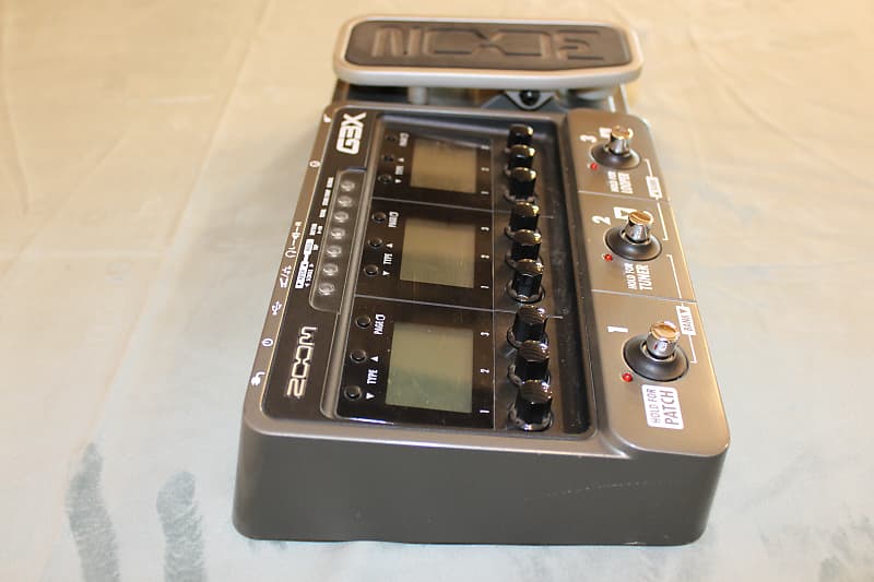 Zoom G3X Multi-Effects with PSU image 1