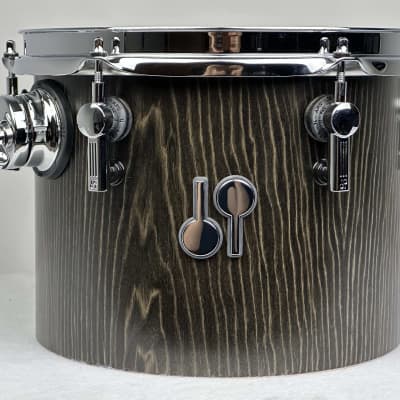 Sonor SQ2 22/8/10/12/13/14/16" Medium Maple Concert Tom Drum Set - Vintage Onyx Semi-Gloss w/ Silky Oak Interiors image 16