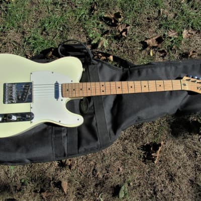 Fender Telecaster（Made in Mexico） Fender Telecaster. Made in Mexico (MIM).