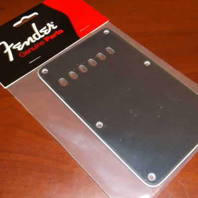 Fender 6 Hole Vintage Style Backplate For Strat - BLACK, 005-5274-049