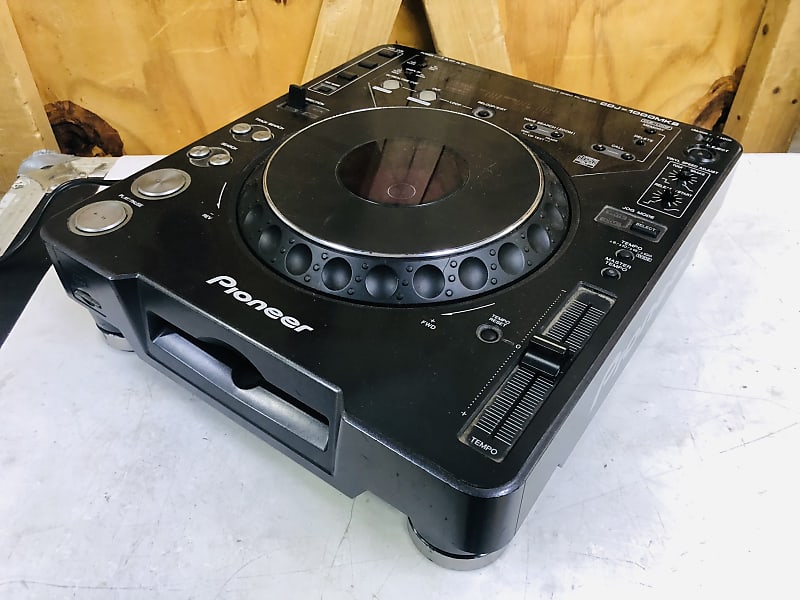 Pioneer CDJ1000MK2 Digital CD Deck Professional DJ Turntable Reverb