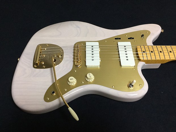 Super Rare Limited Production Model Fender Japan Jm66G Usb/M