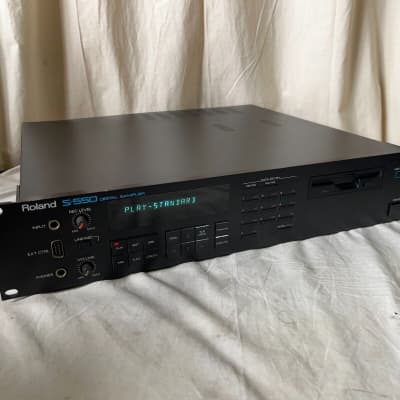 Roland S-550 DIGITAL SAMPLER S-50 rack version w/ system disks