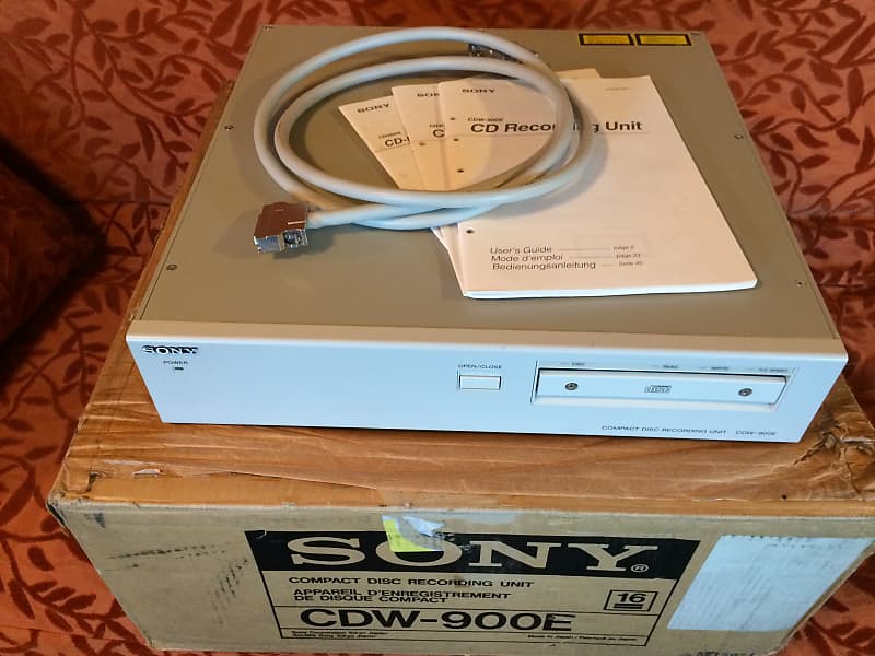 Sony CDW-900E CD Writer (Sonic Solutions and SADiE systems)