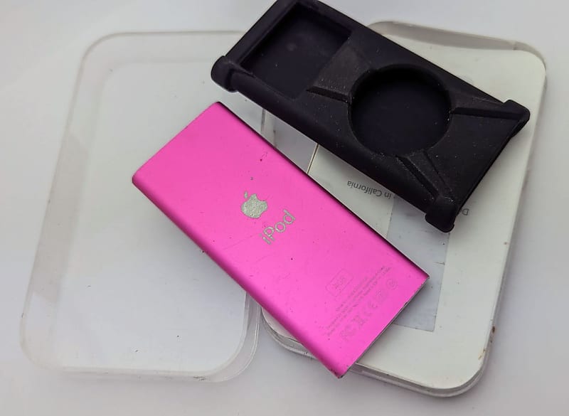 Pink 2nd Gen iPod Nano - 4GB - Model A1199 - For Parts or Repair