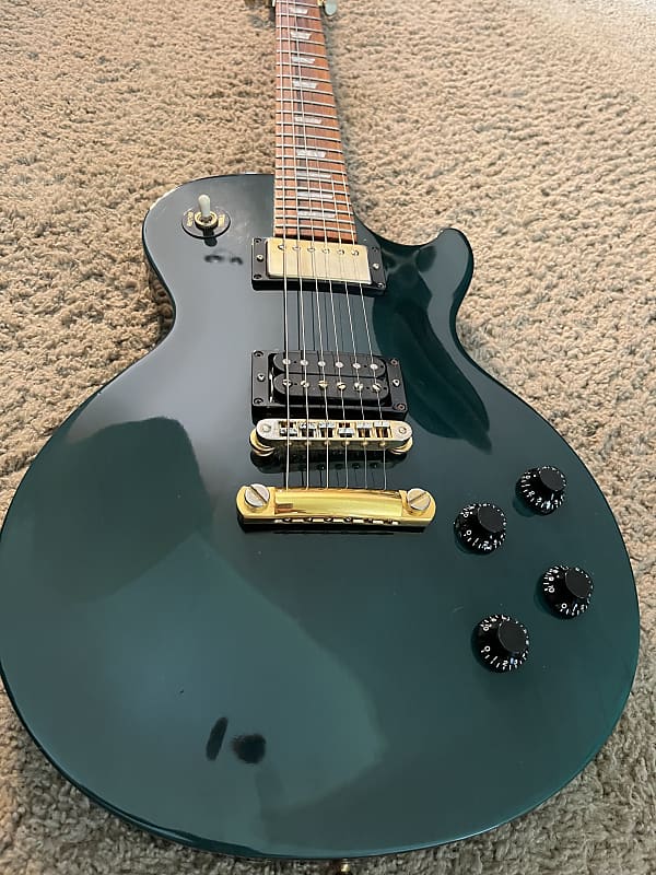 Gibson les paul studio 2000 hotsell