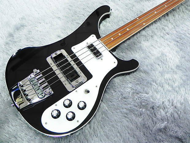 Rickenbacker fretless clearance