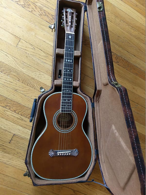 Used Washburn R314KK Parlor Guitar in great condition w