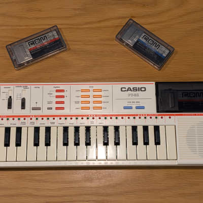 Casio PT-82 ホワイト☆ミニシンセサイザー☆日本製☆1986年☆ Demo of Casio PT-82 Features with ROM-252! - YouTube