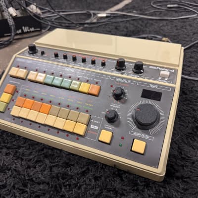 Roland CR-8000 CompuRhythm | Reverb