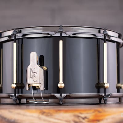 NOBLE & COOLEY 14 X 7 SS CLASSIC SOLID MAPLE SHELL SNARE DRUM, GLOSS BLACK image 3