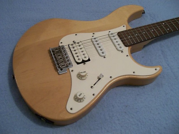 Yamaha clearance pacifica wood