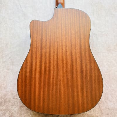 Taylor 310ce with Fishman Electronics 2000 - Natural image 14