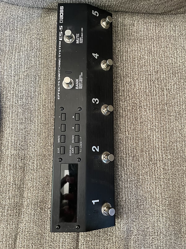 Boss ES-5 Effects Switching System