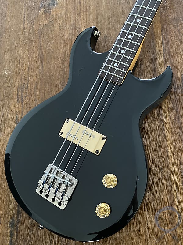 Aria Pro II Bass, Cardinal Series, 32” Medium Scale, Black, Reverb
