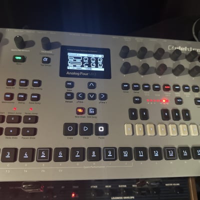 Elektron Analog Four MKII 4-Voice Tabletop Analog Synthesizer 2017 - Present - Grey