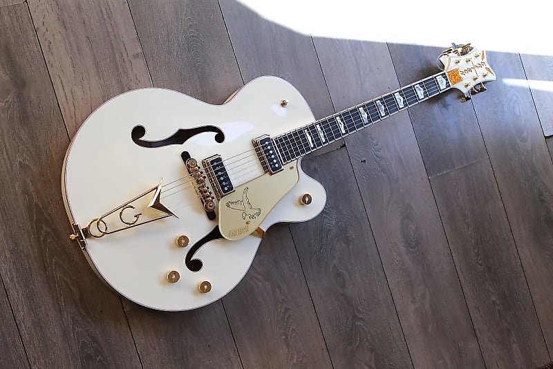GRETSCH G6136-55 Vintage Select '55 Falcon Vintage White, HARDCASE image 1
