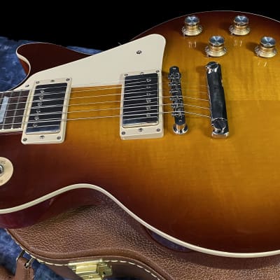 MINT! 2023 Gibson Les Paul 60's Standard Iced Tea - Authorized Dealer - 9.7 lbs image 8